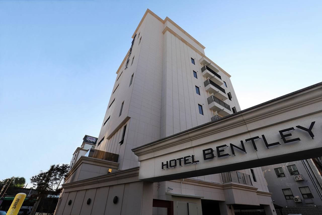 Chuncheon Hotel Bentley Экстерьер фото