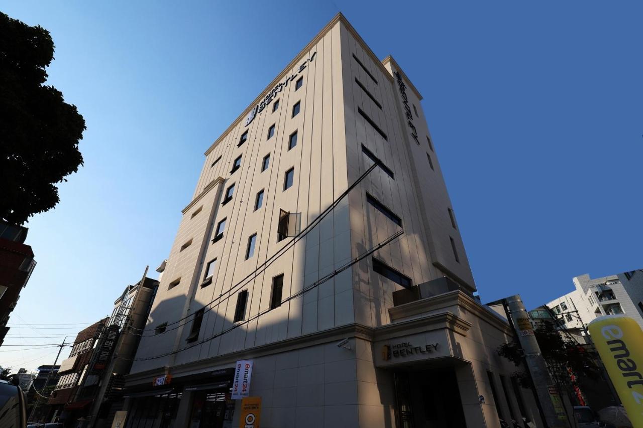 Chuncheon Hotel Bentley Экстерьер фото