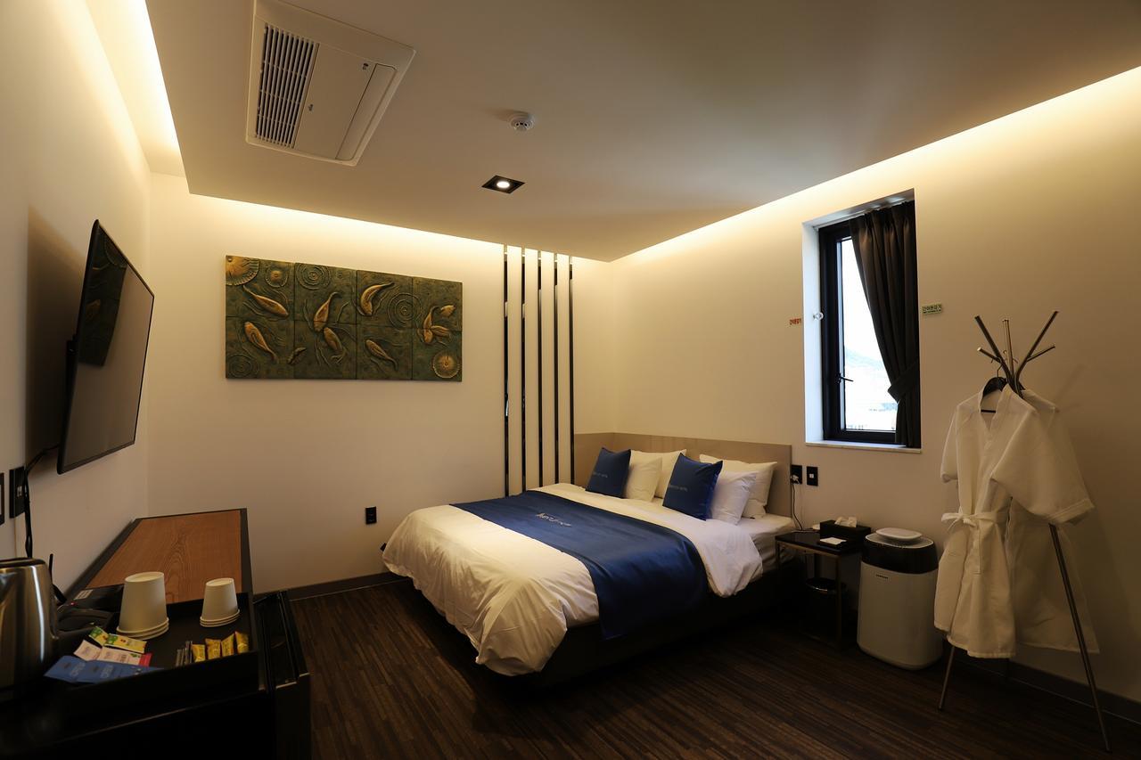 Chuncheon Hotel Bentley Экстерьер фото